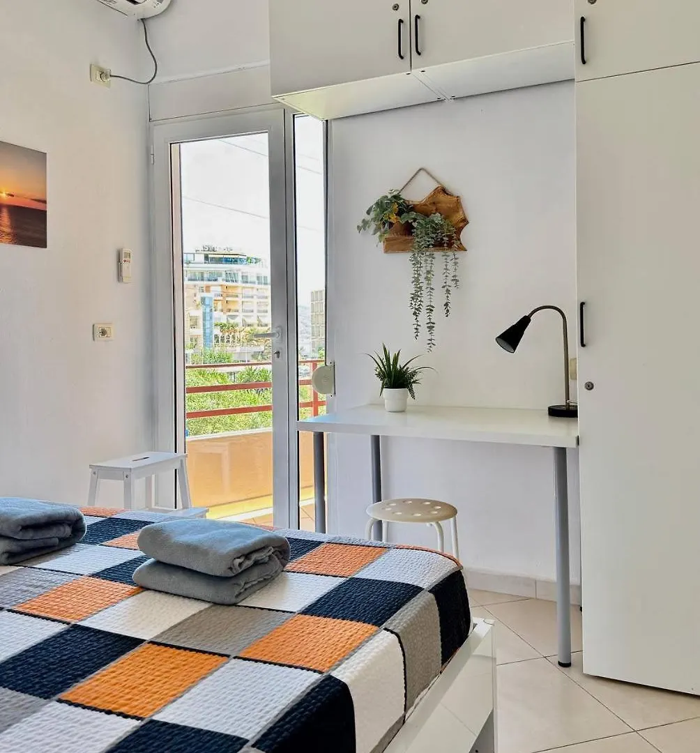 Orange Corner Apartment Sarandë