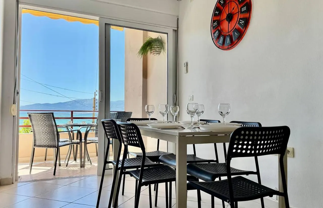 Orange Corner Apartment Sarandë